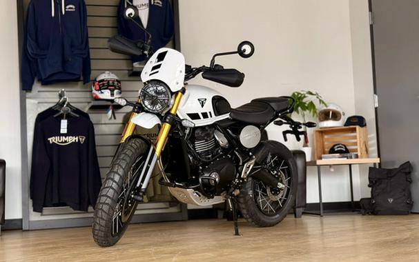 2026 Triumph Scrambler 400 XC
