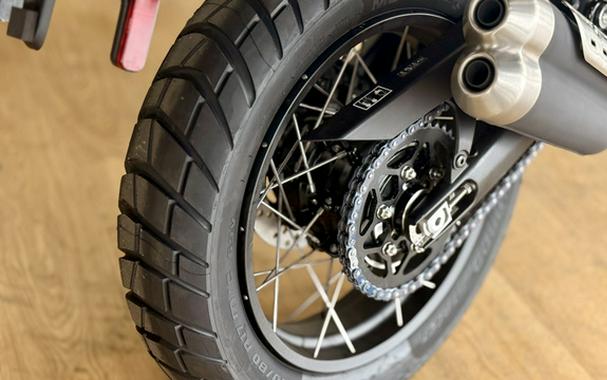 2026 Triumph Scrambler 400 XC
