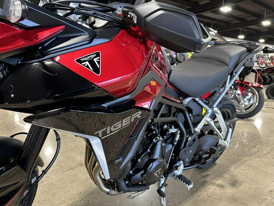 2024 Triumph Tiger 900 GT Pro Carnival Red / Sapphire Black