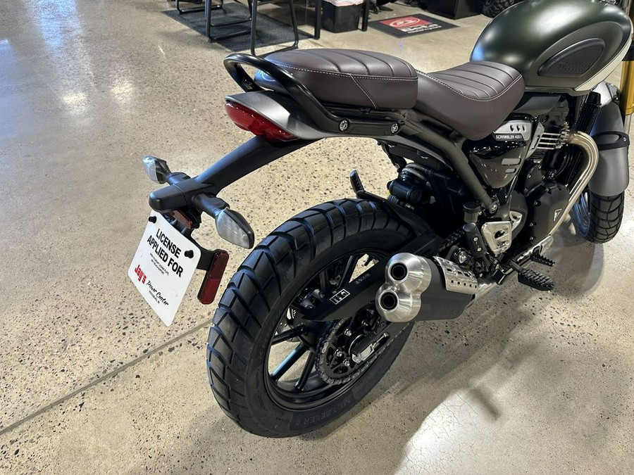 2024 Triumph Scrambler 400 X Matte Khaki Green / Fusion White