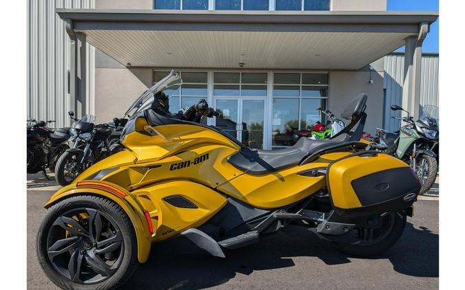 2013 Can-Am Spyder ST-S SE5