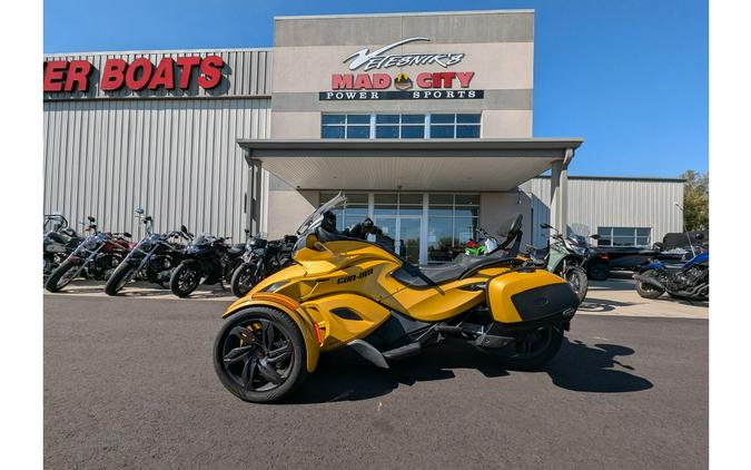 2013 Can-Am Spyder ST-S SE5