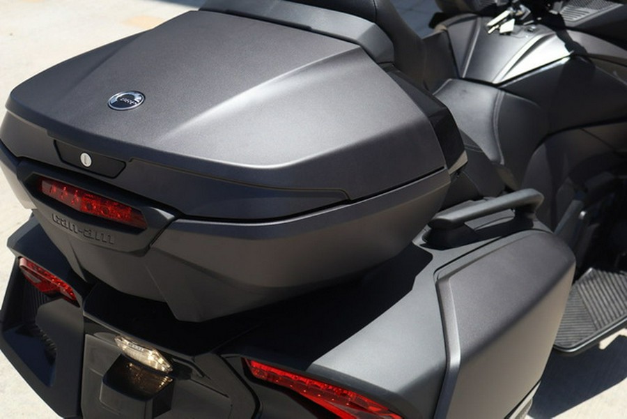 2026 Can-Am Spyder RT Limited Dark