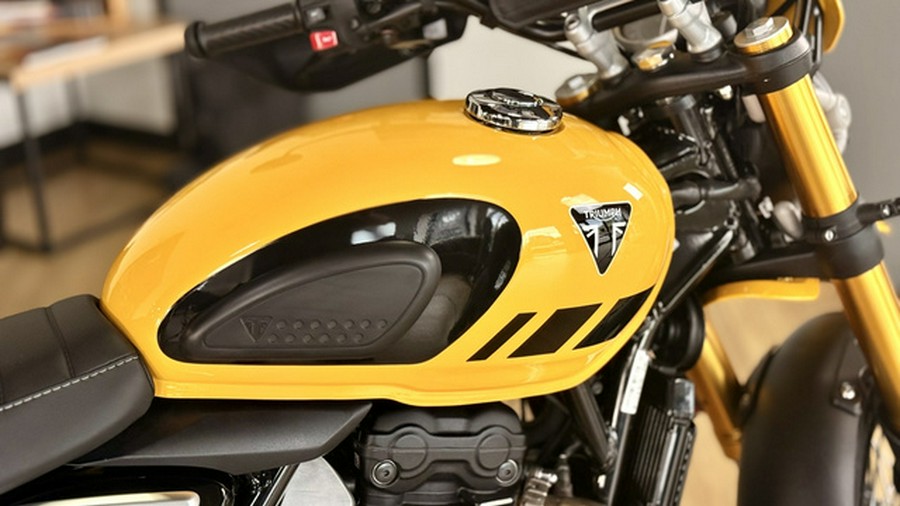 2026 Triumph Scrambler 400 XC
