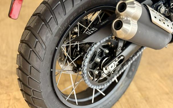 2026 Triumph Scrambler 400 XC