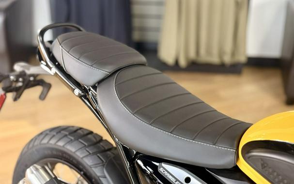 2026 Triumph Scrambler 400 XC