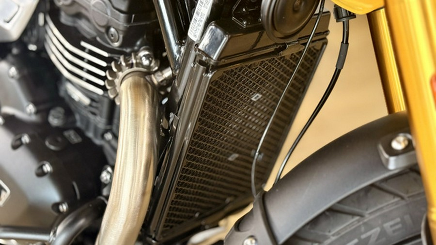 2026 Triumph Scrambler 400 XC