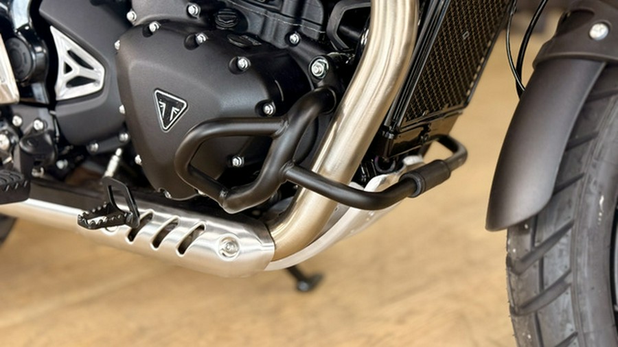 2026 Triumph Scrambler 400 XC
