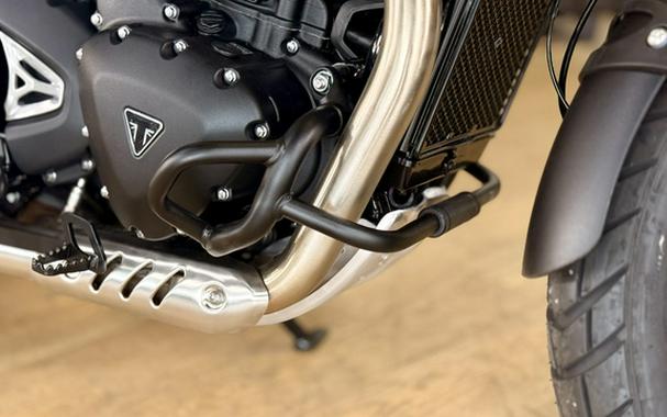 2026 Triumph Scrambler 400 XC
