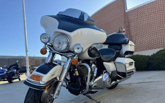 2012 Harley-Davidson® FLHTC - Electra Glide® Classic