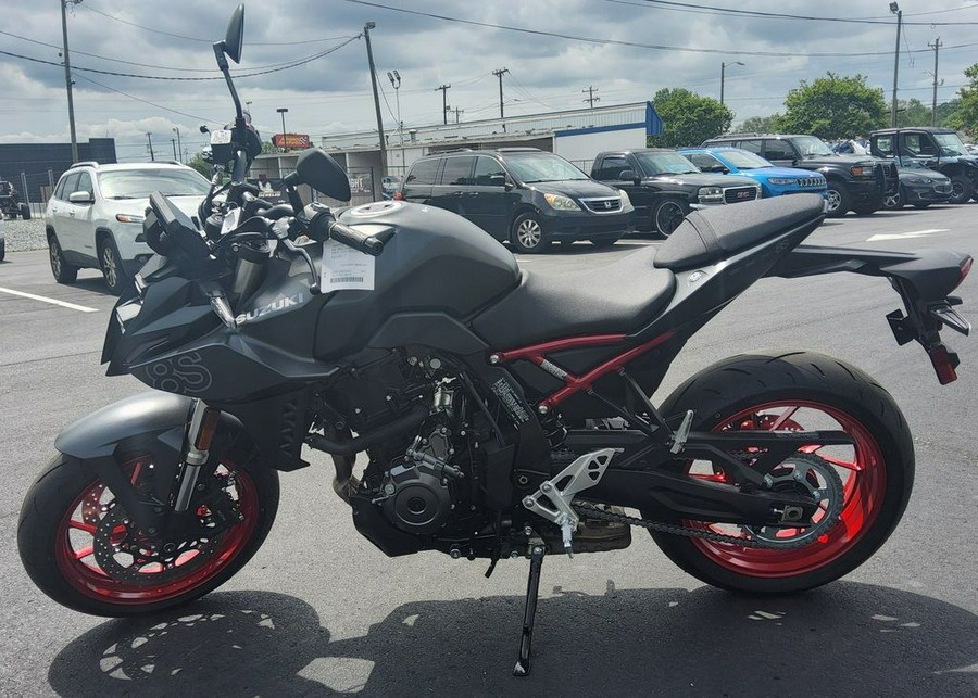 2025 Suzuki GSX-8S