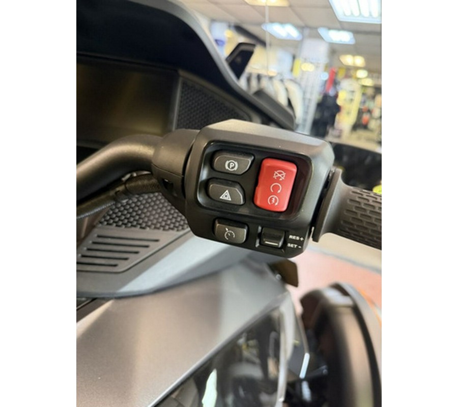 2026 Can-Am Spyder RT Limited Dark