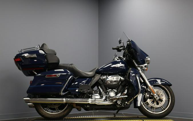 2021 Harley-Davidson® Ultra Limited FLHTK