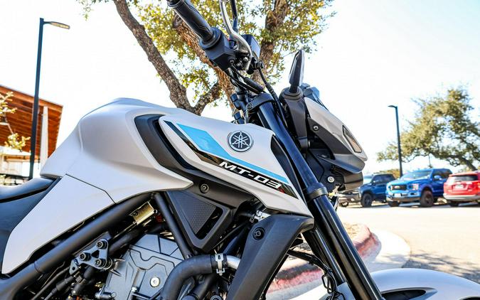 2025 YAMAHA MT-03