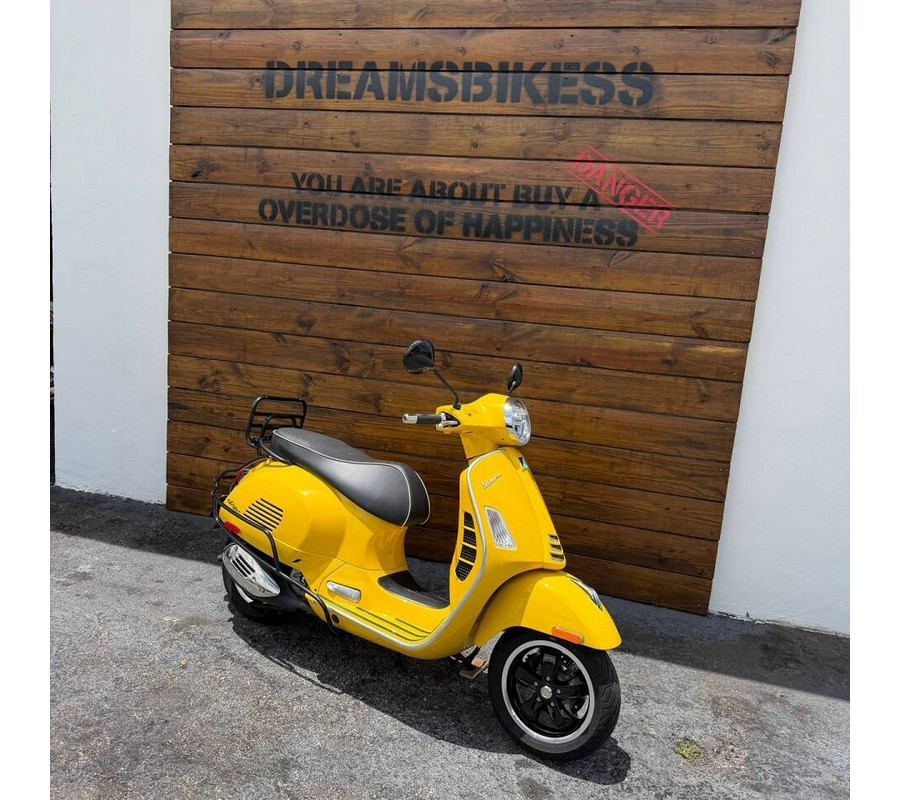 2022 Vespa GTS SUPER 300 HPE