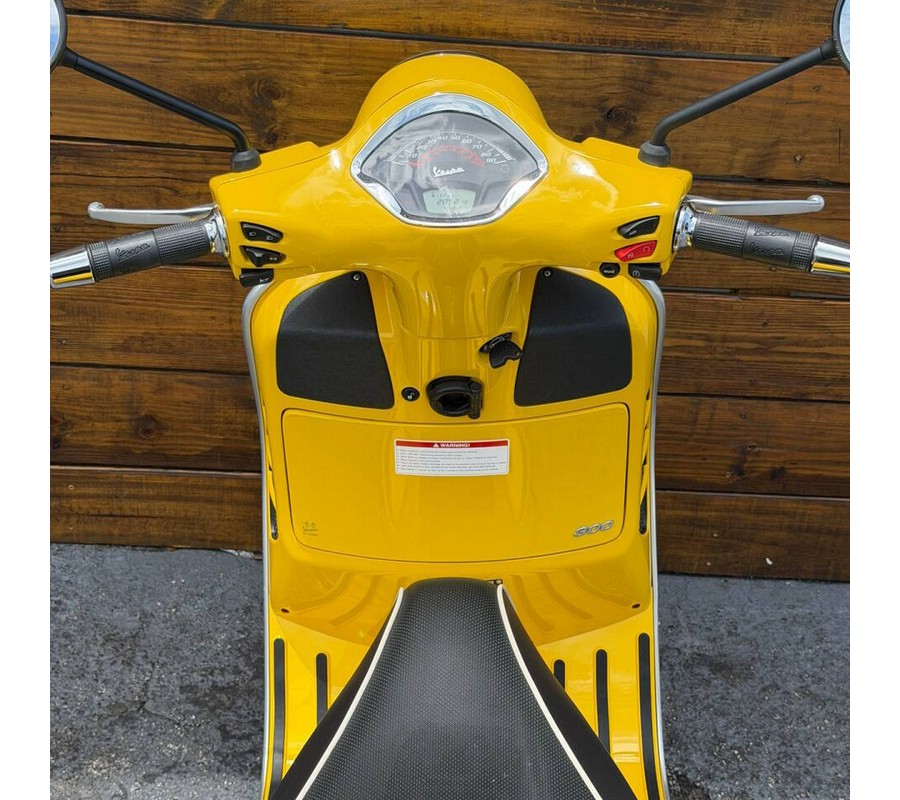 2022 Vespa GTS SUPER 300 HPE