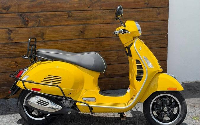 2022 Vespa GTS SUPER 300 HPE