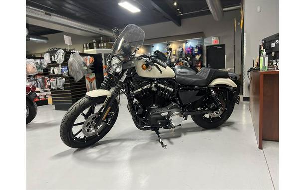 2022 Harley-Davidson Iron 883 Review [Air-Cooled Sportster]