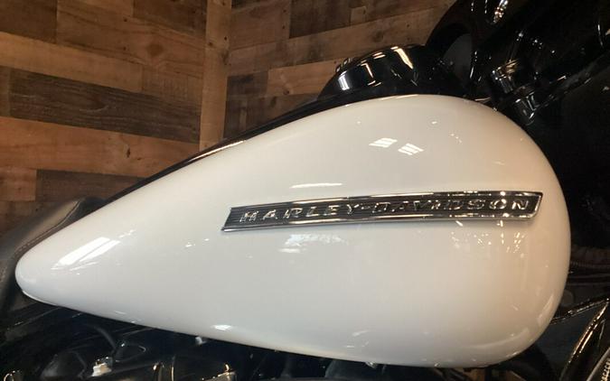 2020 Harley-Davidson Street Glide Special Stone Washed White Pearl FLHXS