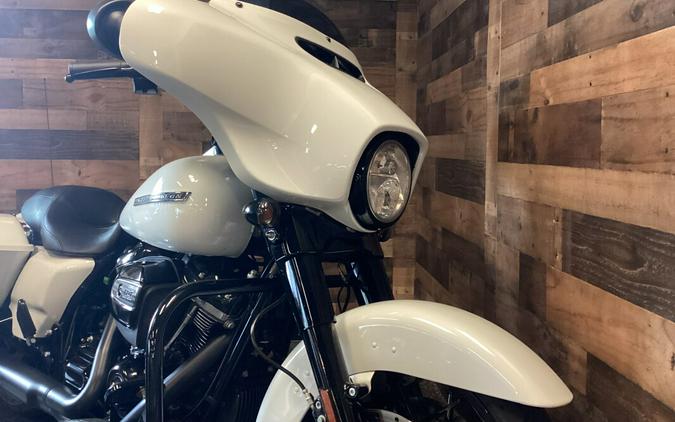 2020 Harley-Davidson Street Glide Special Stone Washed White Pearl FLHXS