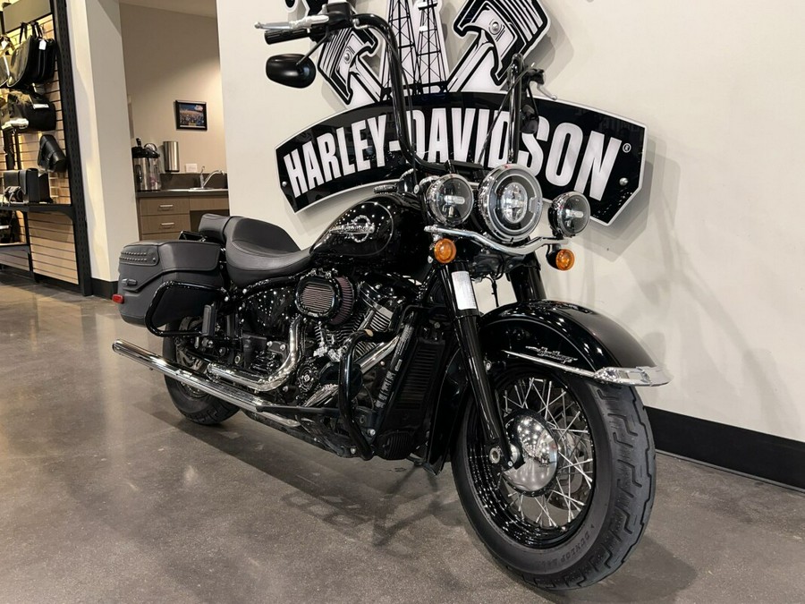 2018 Harley-Davidson Heritage Classic 114