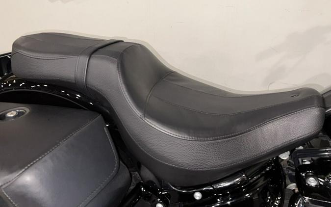 2018 Harley-Davidson Heritage Classic 114