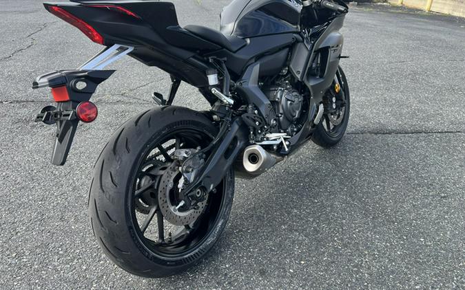 2025 Yamaha YZF R7