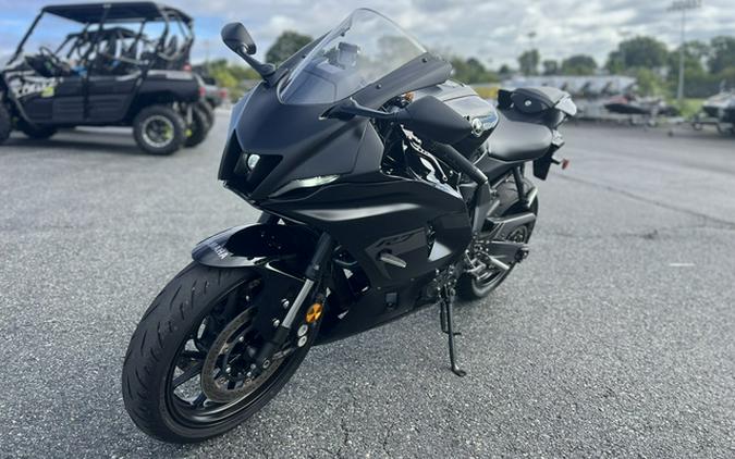2025 Yamaha YZF R7