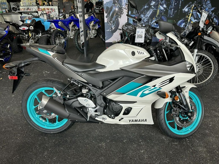 2024 Yamaha YZF-R3