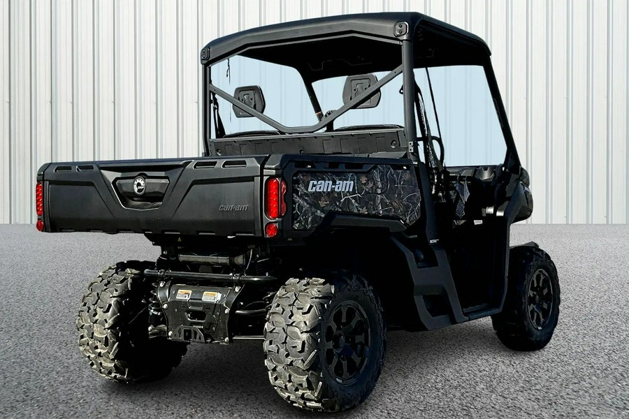 2025 Can-Am Defender XT HD7