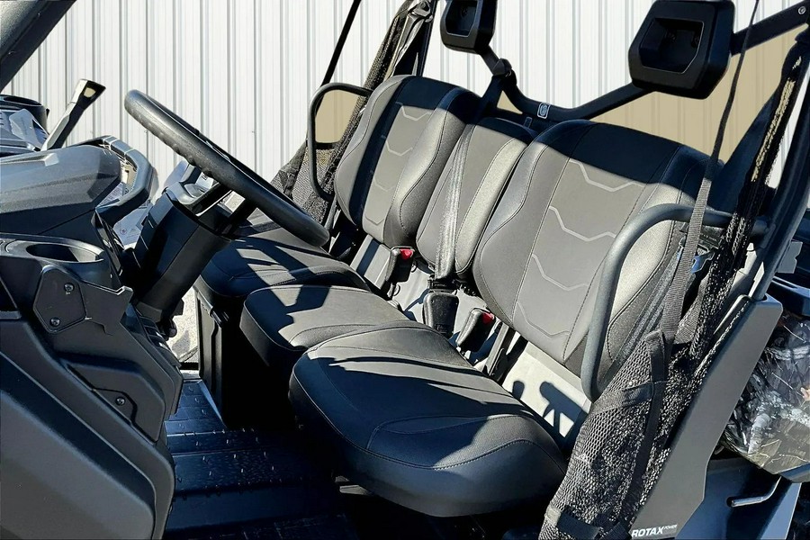 2025 Can-Am Defender XT HD7