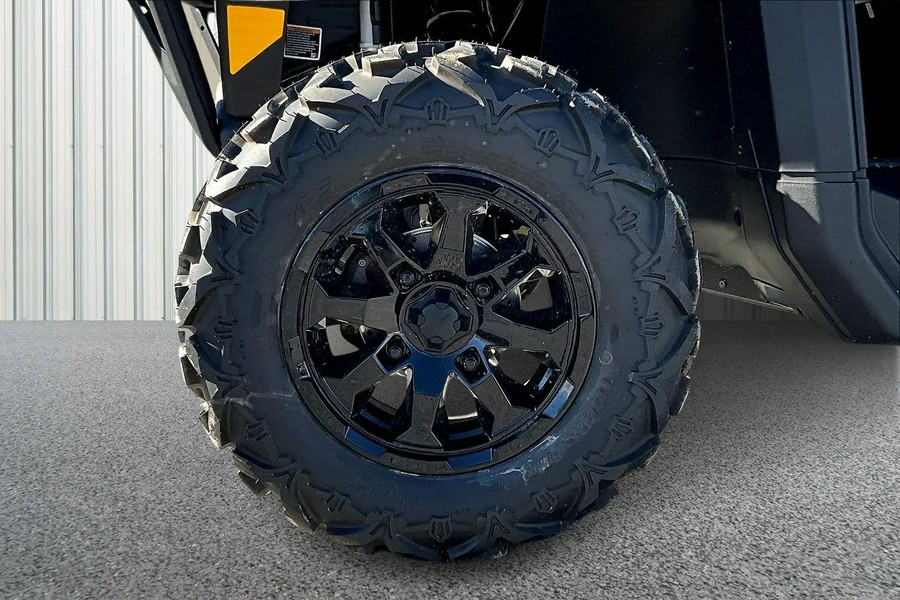 2025 Can-Am Defender XT HD7