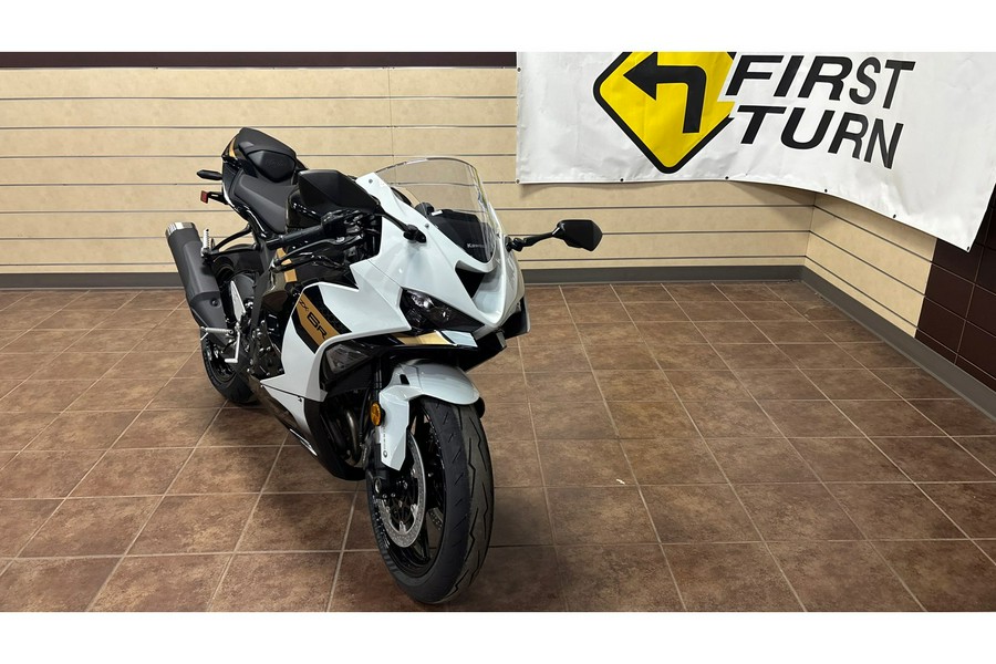 2026 Ninja® ZX™-6R ABS - Kawasaki