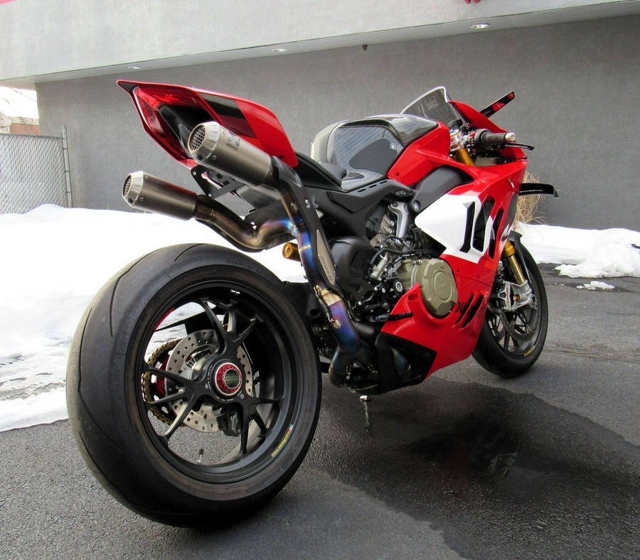 2024 Ducati Panigale V4 R