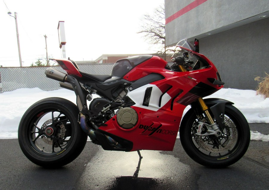 2024 Ducati Panigale V4 R