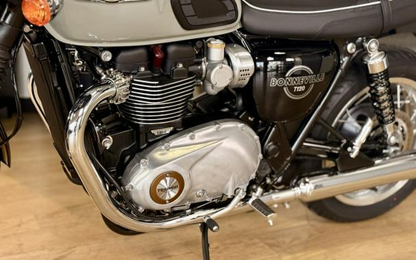 2026 Triumph Bonneville T120