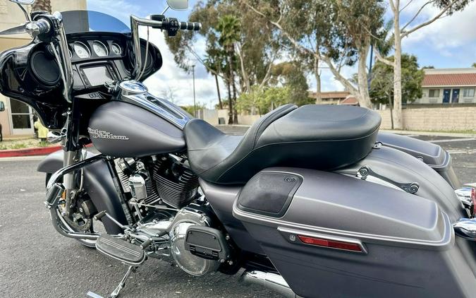 2016 Harley-Davidson® FLHXS - Street Glide® Special