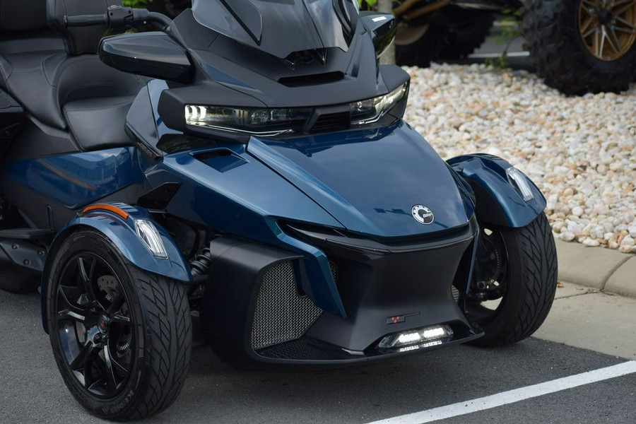 2020 Can-Am® Spyder® RT Limited Dark