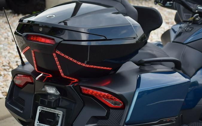 2020 Can-Am® Spyder® RT Limited Dark