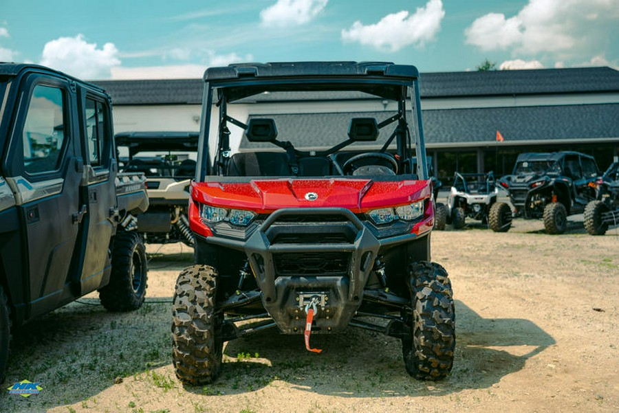 2024 Can-Am® Defender DPS HD9 Fiery Red