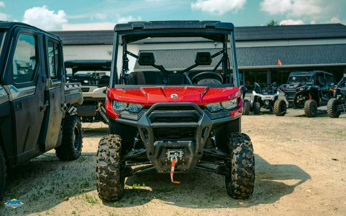 2024 Can-Am® Defender DPS HD9 Fiery Red