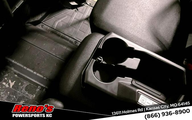 2025 Can-Am Defender MAX DPS HD10