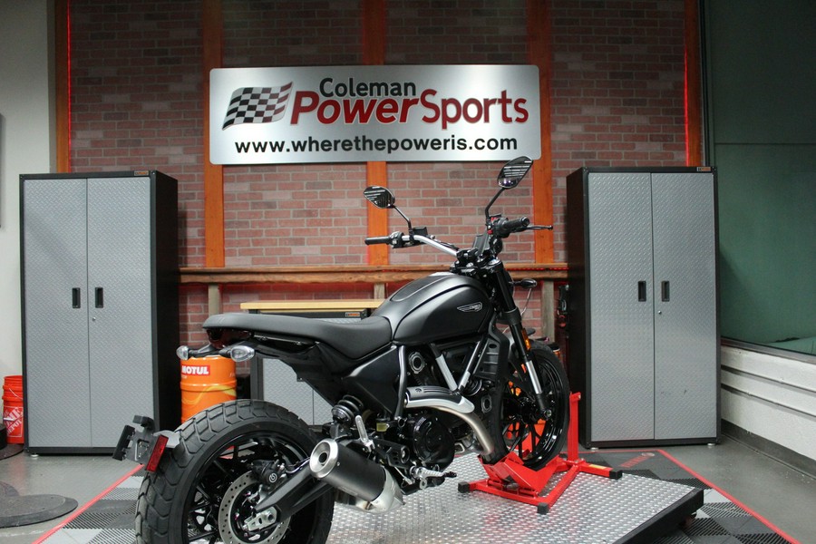 2025 Ducati Scrambler Icon Dark - Demo