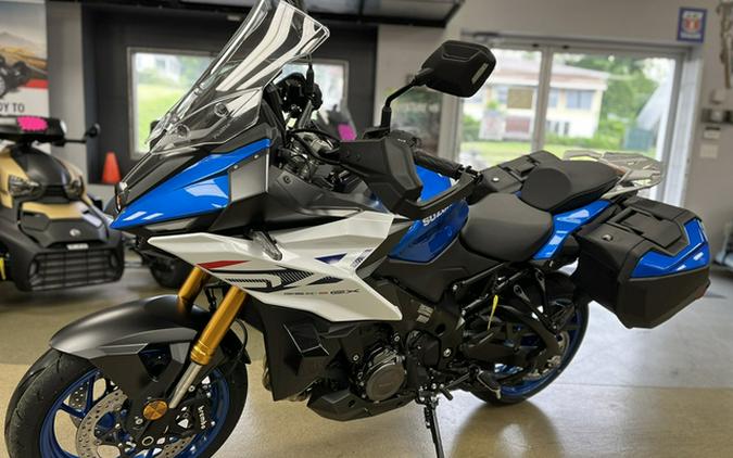 2026 Suzuki GSX-S 1000GX+