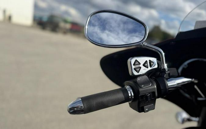 2014 Yamaha Stratoliner® Deluxe