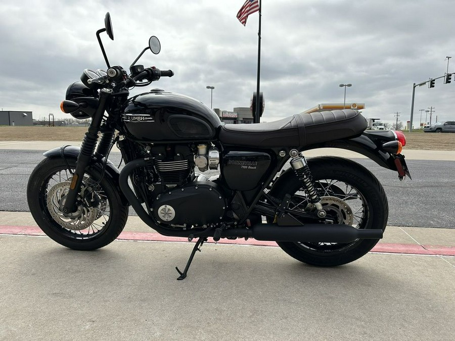 2023 Triumph Bonneville T120 (Black Ed.)