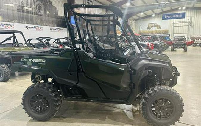 2024 Honda Pioneer 1000 Deluxe