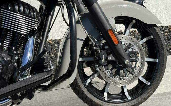 2022 Indian Chieftain Dark Horse Quartz Gray