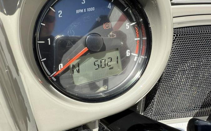 2022 Indian Chieftain Dark Horse Quartz Gray