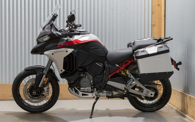 2024 Ducati Multistrada V4 Rally Travel Adventure Black